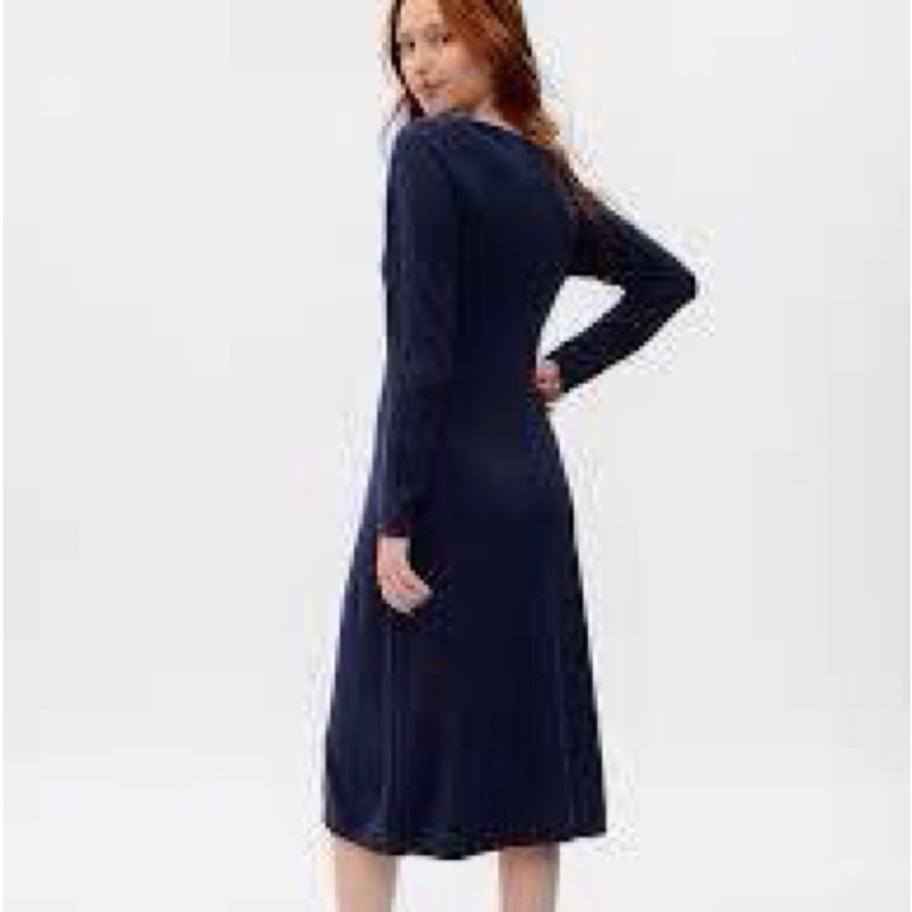 NWT $90 GAP LS CashSoft V-Neck Midi Dress Navy - Med Tall - Picture 9 of 10